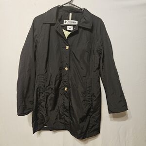 Columbia Sportswear Women's Button Down rain jacket Medium Black